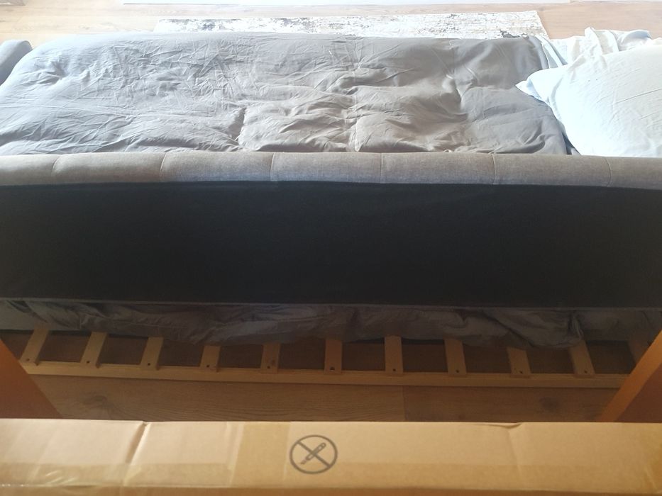 Cama convertível em sofá   com colchão  gaveta  para  cama impecável