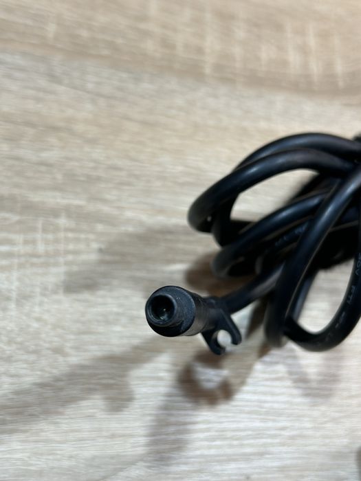 Блок живлення HP 200w 19.5v 10.3a