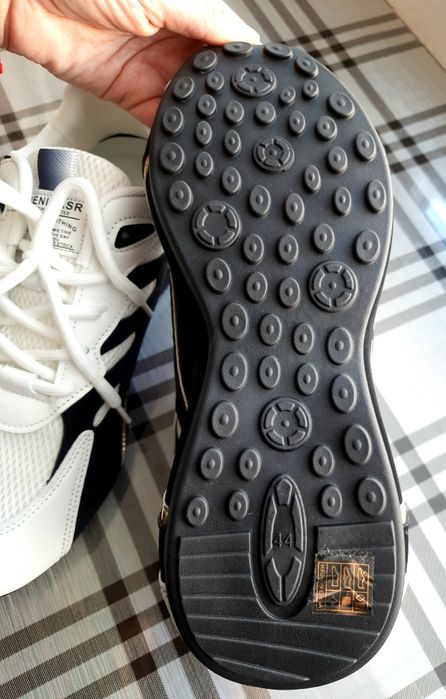 Кросівки чоловічі 43р