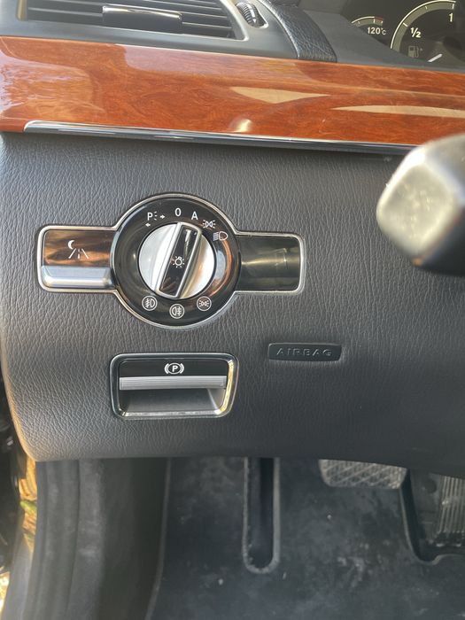 Дизельний w221 Mercedes-Benz 2008 року