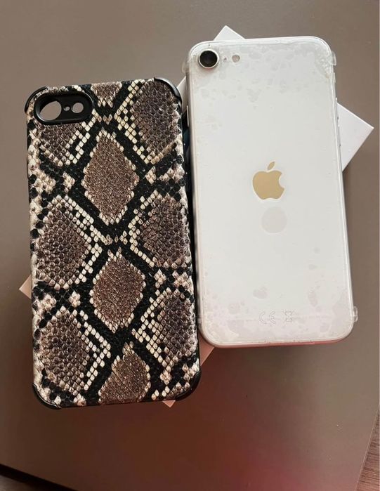 iPhone SE 2.ª geração - 2020 / 128GB