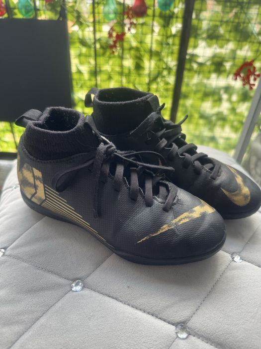 Buty Nike Superfly 6 Club IC Junior Halówki