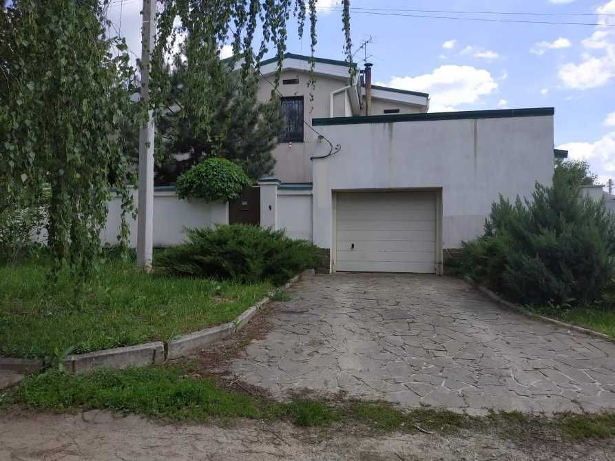 Продам дом м. Алексеевское б. Фронтовиков