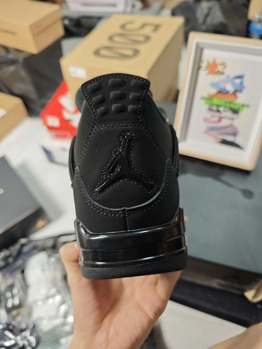 Air Jordan 4 Retro Black Cat  R.43