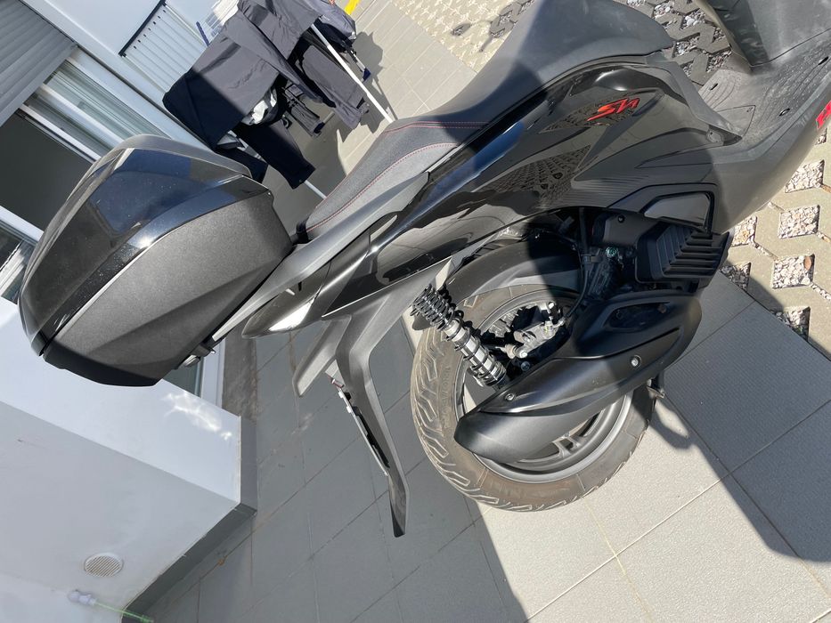 Honda sh125i quase nova