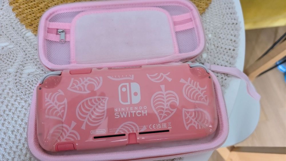 Switch Lite Różowy Animal Crossing