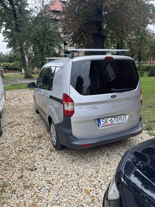 Ford transit courier