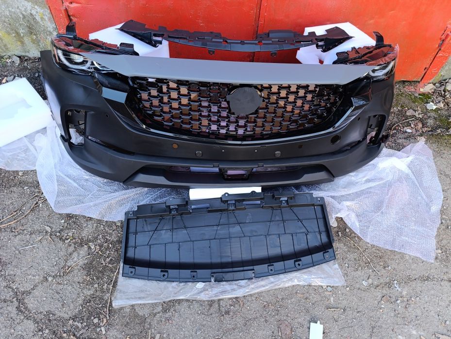 Решетка радиатора Mazda Мазда CX-50 Grille  накладка решетки