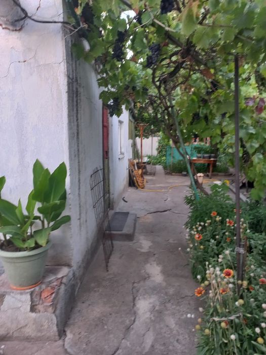 Продаю часть дома Водопой, район 46школы.