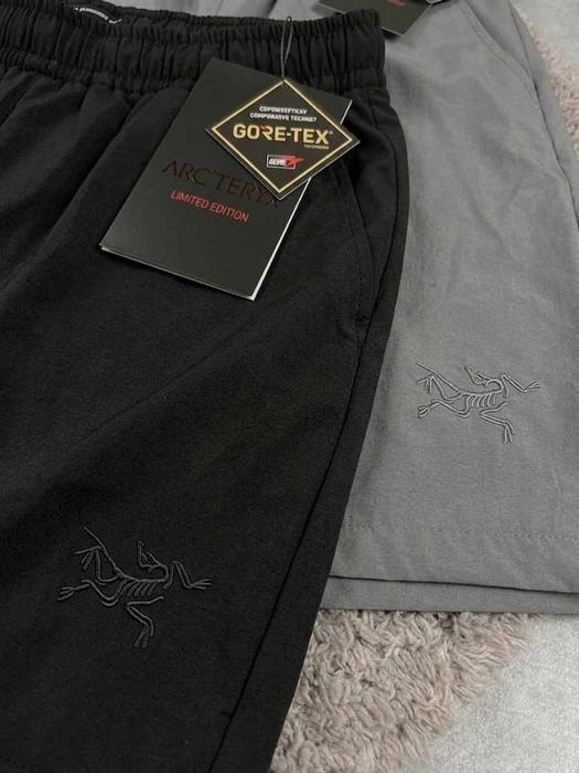 ARCTERYX GORE-TEX Шорти • XS S M L XL XXL • Чорні / Сірі • Артерикс Мужские Шоpты