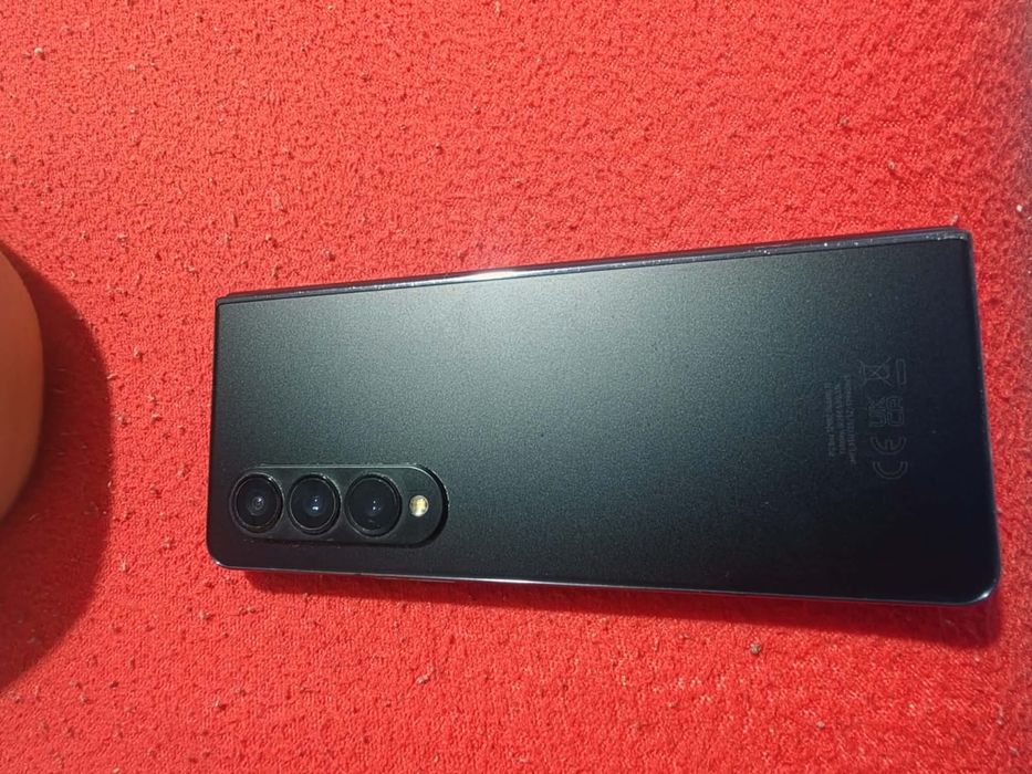 Samsung fold 4 512