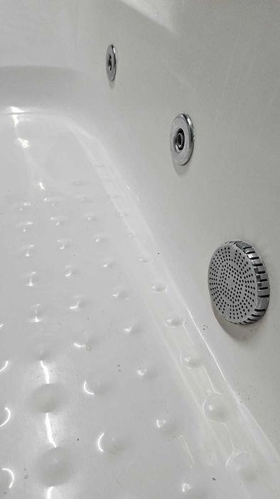 Banheira de hidromassagem usada