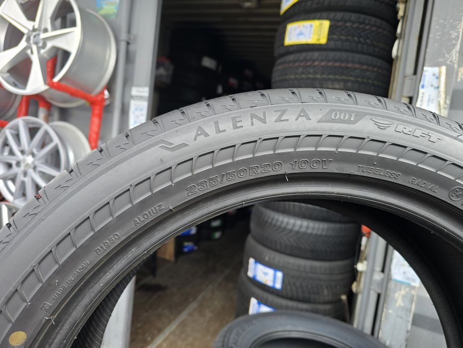 Шини 235.50.20 Bridgestone RFT 2023р.в.