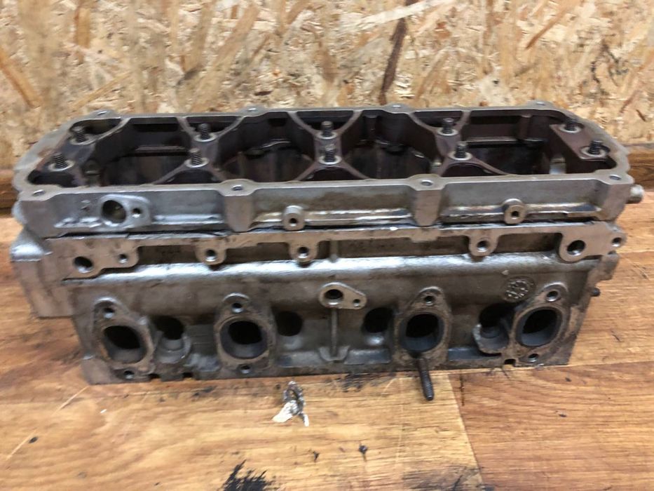 Головка BGU BSE BSF VW GOLF Skoda tour a5 1.6 Mpi