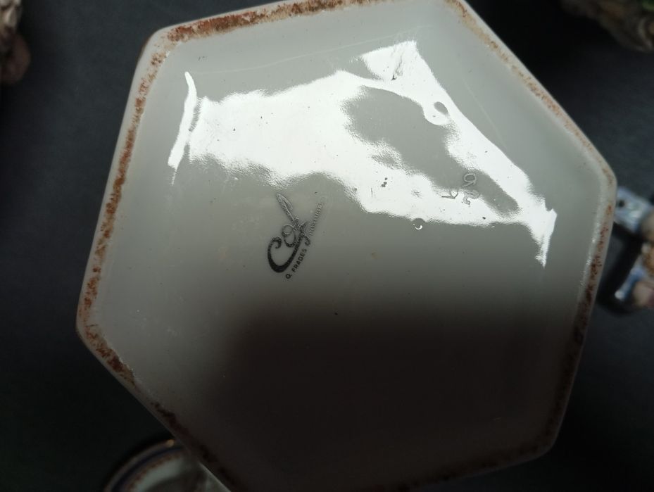 Porcelanas antigas e vintage