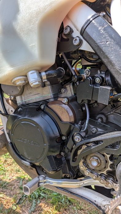 Husqvarna te300 tpi