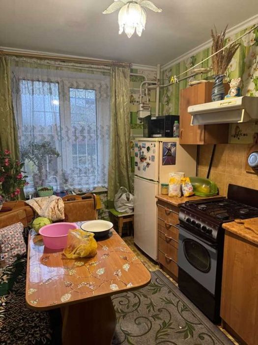 Продається 2-х кімнатна квартира в Стрижавкі