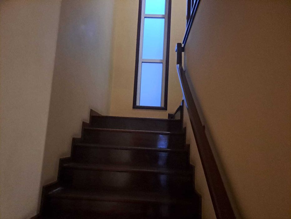 Moradia T3 em pedra azul junto a estrada Termas de S. Vicente-Penafiel