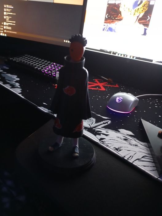 Naruto's Death Statue