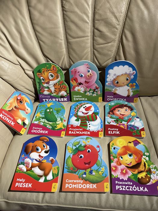 Nowe Książeczki wykrojniki wierszyki Urszula Kozłowska konik bałwanek