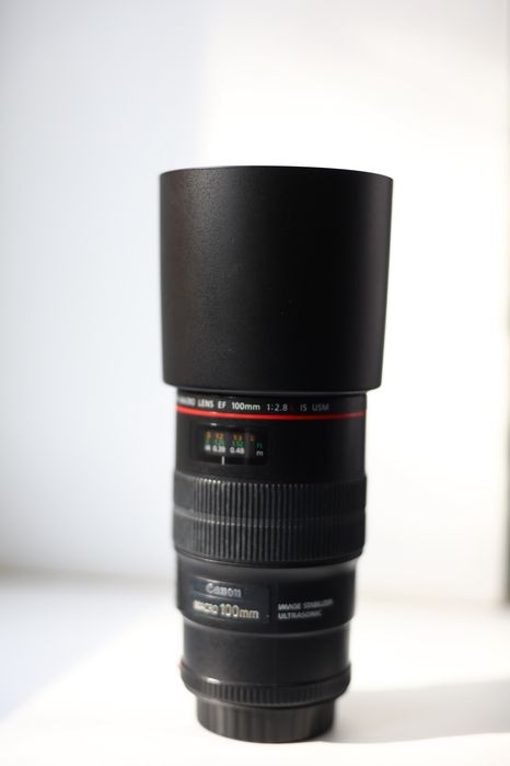 Canon ef 100 mm f2.8 L Macro