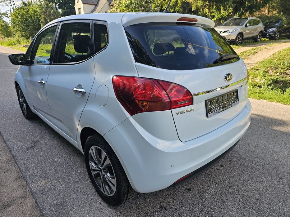 Kia Venga  1.6 benzyna świeżo sprowadzony z Niemiec