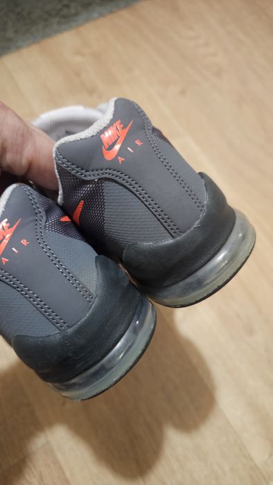 Nike Air Max Invigor