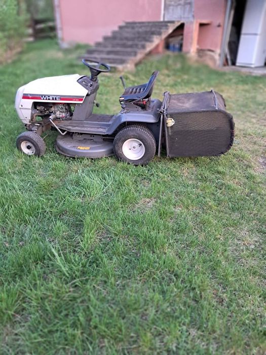 Kosiarka traktorek MTD