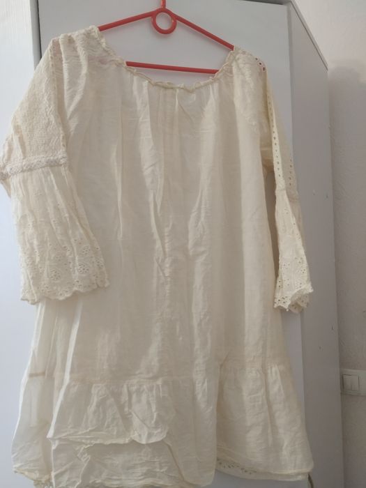 сукня котонова вишита розмір М-L.