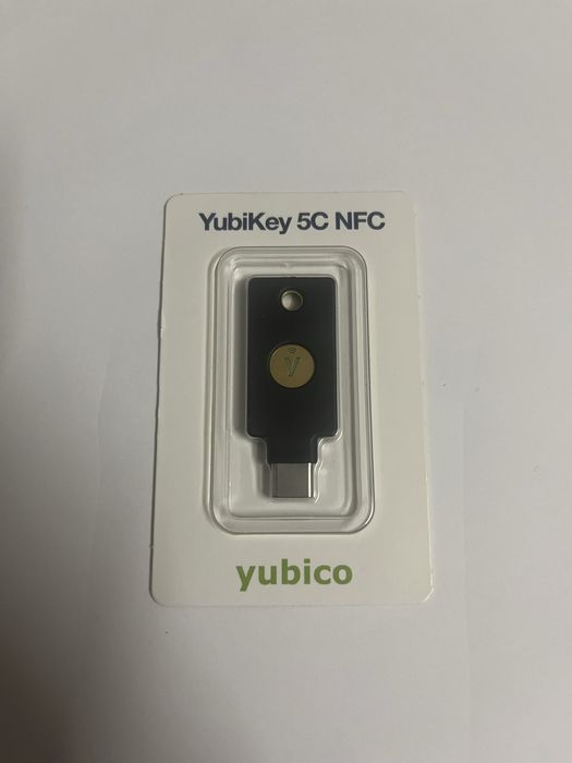 Апаратний ключ Yubico Yubikey 5 NFC