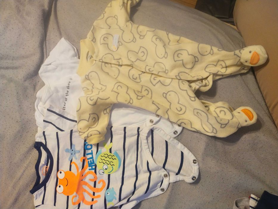 Zestaw ubrań roz 62-68