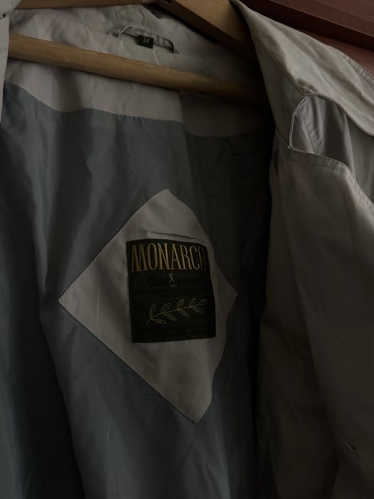 Жіночий тренч світлий, довжина 123 см