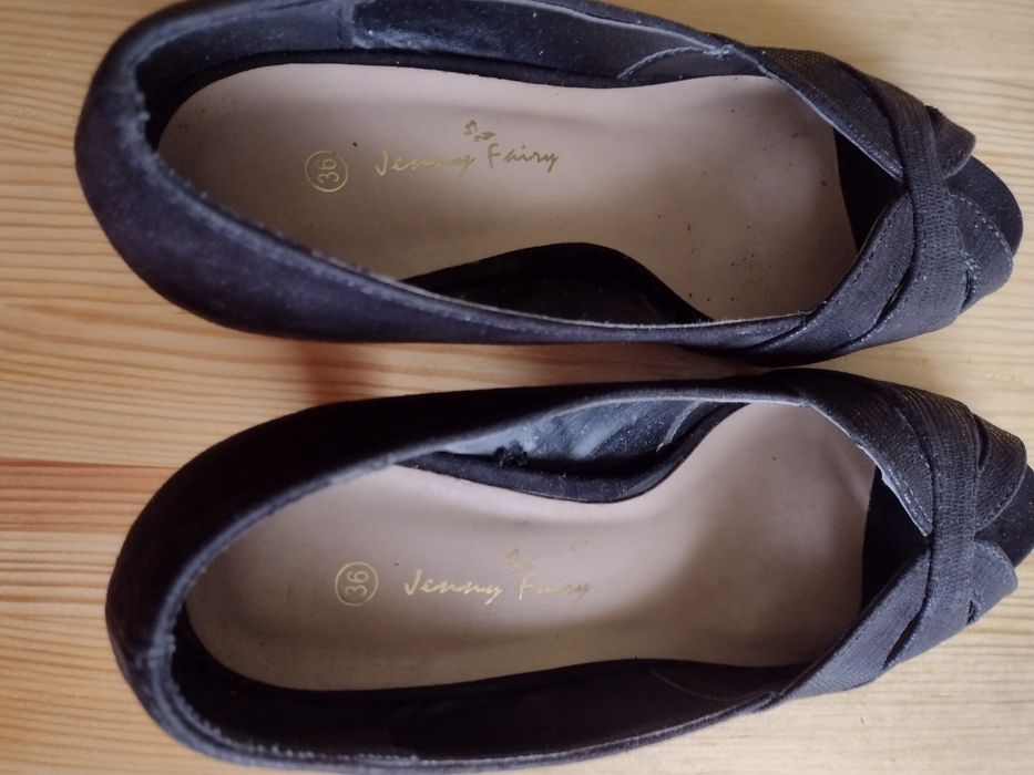 Buty roz. 36  czarne