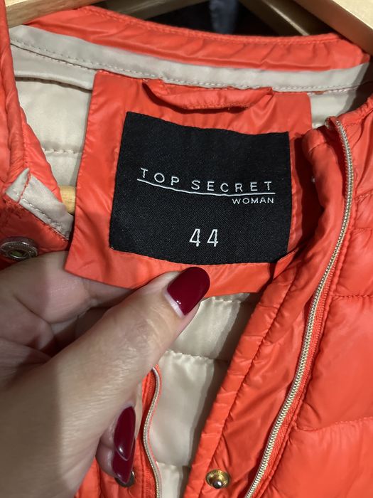 Куртка оранжева 48 розмір