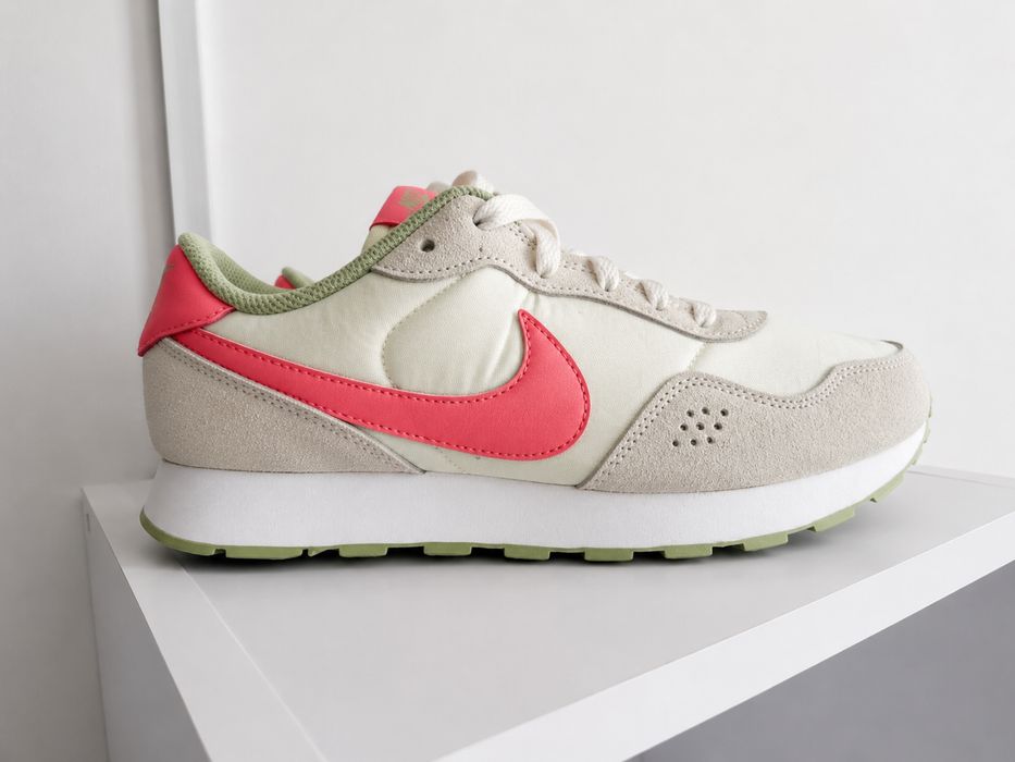 Nike Venture Runner, оригінал, р. 39 (24,5 см)
