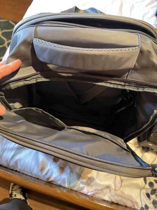 Vendo 3 sacos  viagem