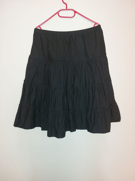 Rozkloszowana czarna spódnica BONPRIX, rozmiar L/XL