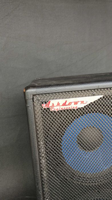 Coluna de Baixo Ashdown ABM-410H 600W