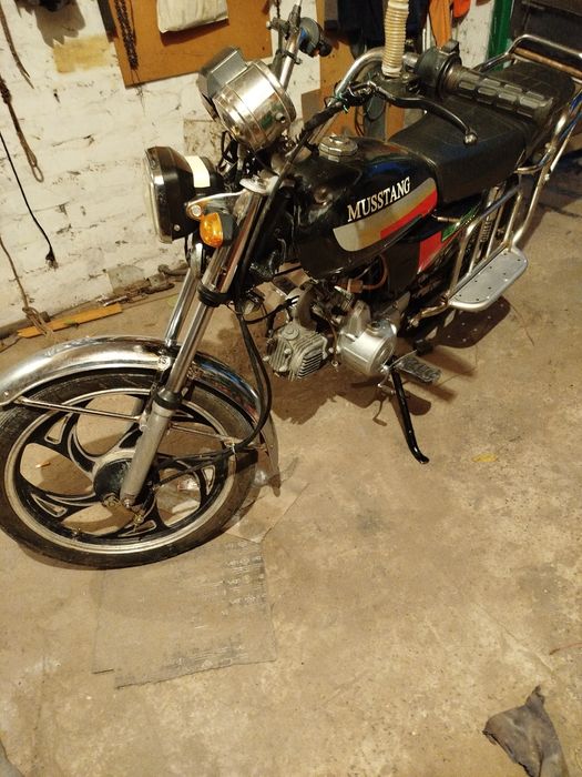 Продам Мустанг в хорошем состоянии