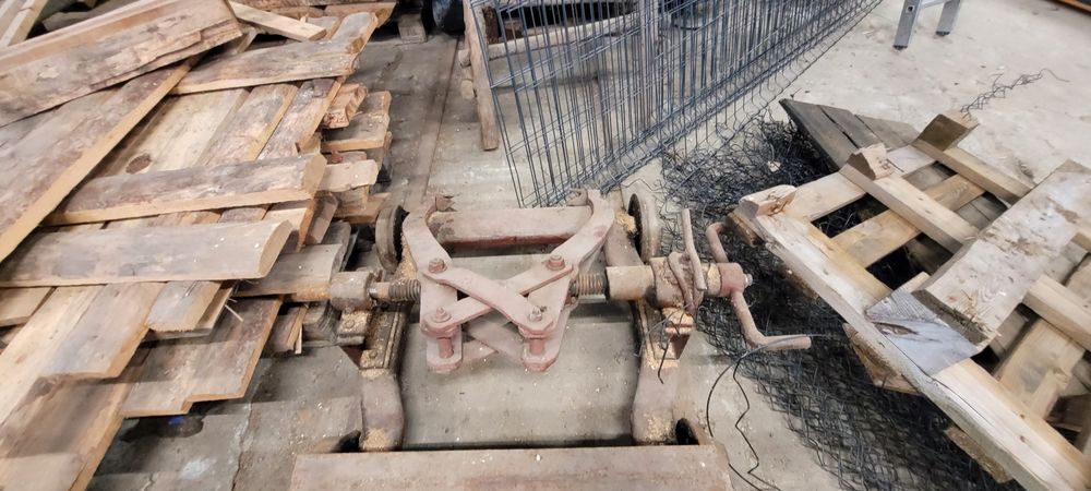 Trak  górno napędowy GKT 60