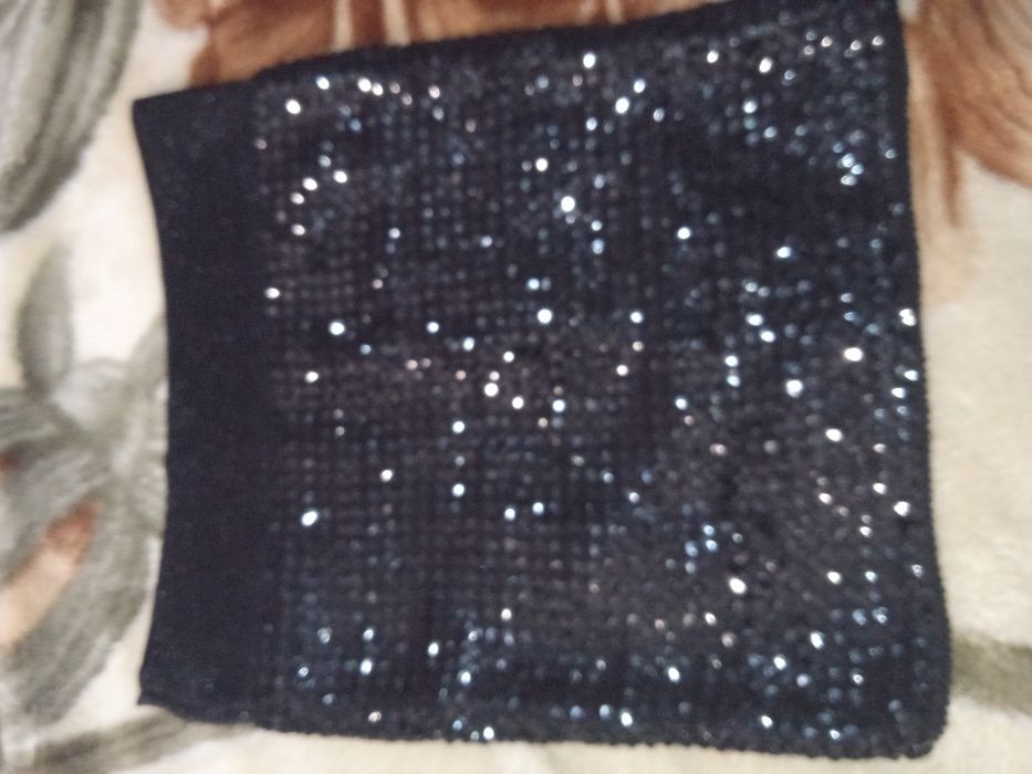 Міні-спідниця блискуча