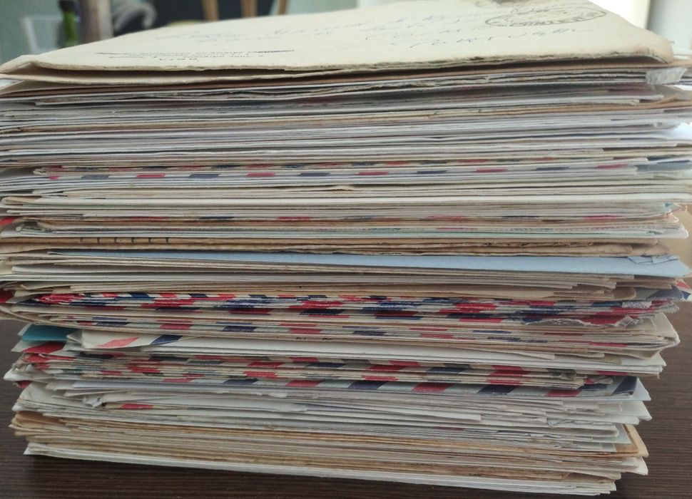 Lote de 250 cartas, estrangeiro.