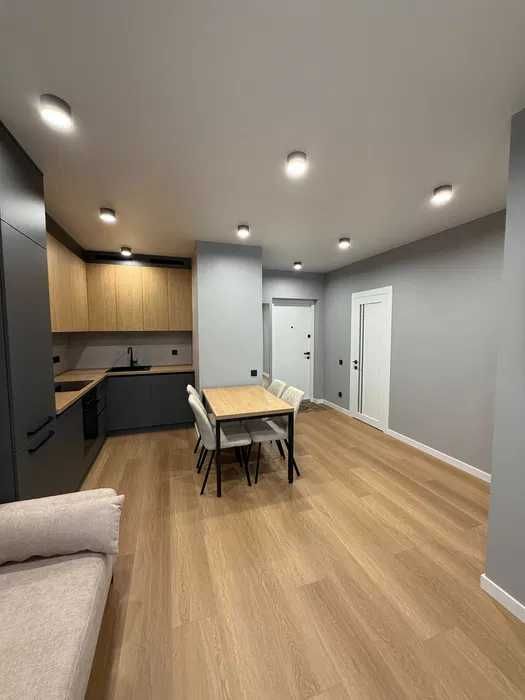 1к квартира 44м², Варшавський плюс, Виговського 40/12, низький поверх