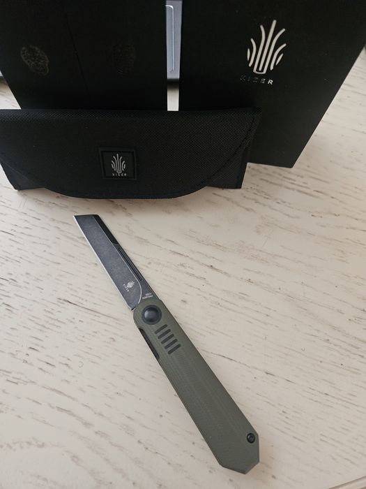 Kizer Lundquist De Lorne,  ніж фронтфліпер на 20CV