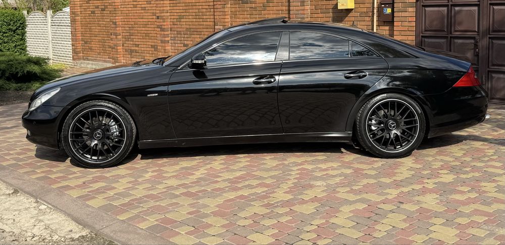 Mercedes CLS 219 5.0