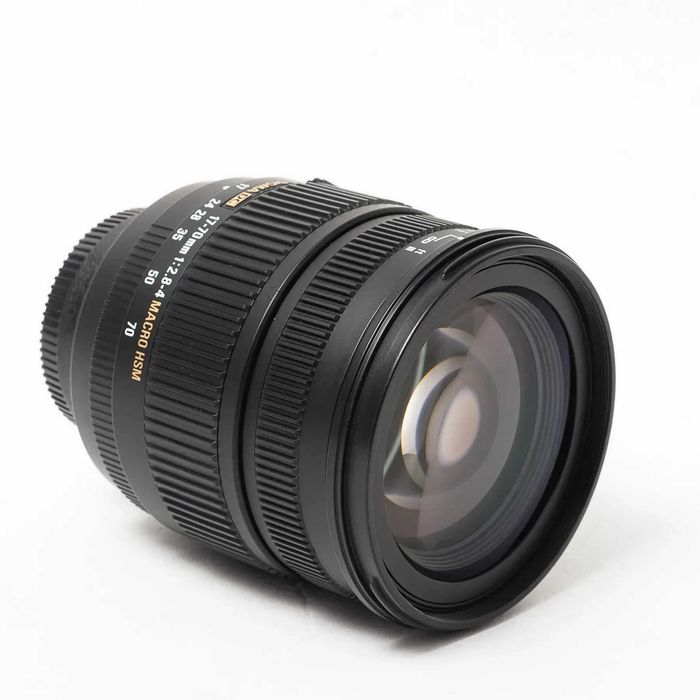 Об'єктив Sigma AF 17-70mm f/2.8-4 DC OS HSM для Nikon 12022908
