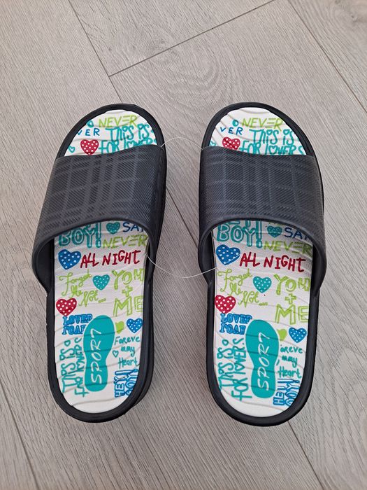Klapki damskie czarne