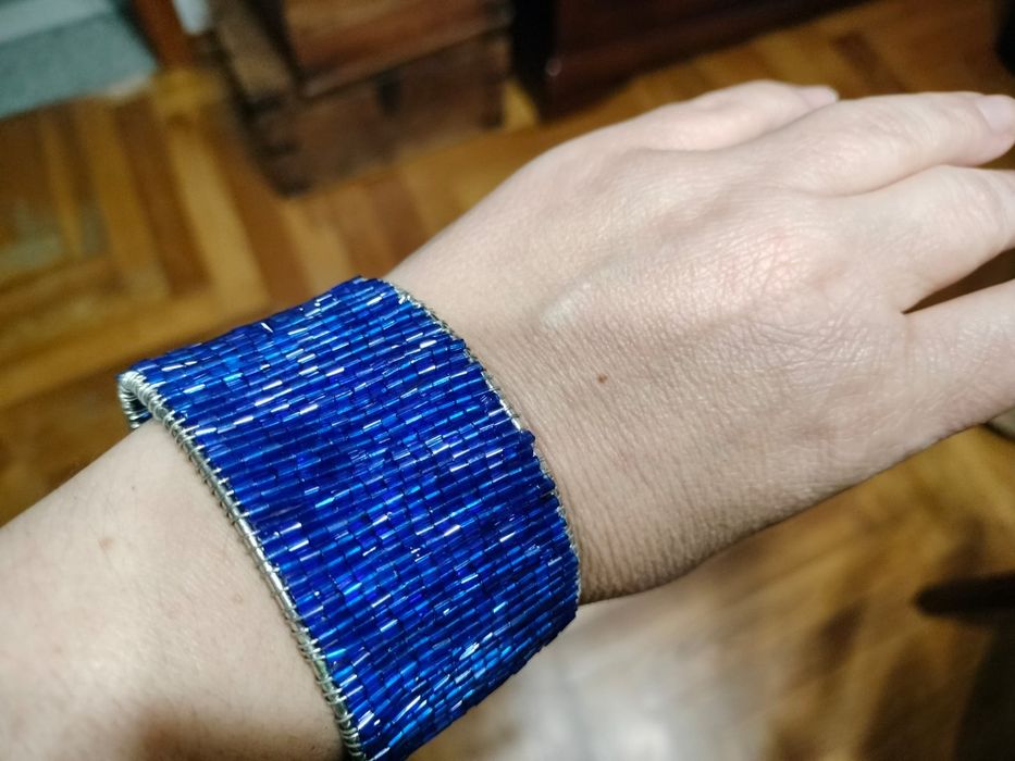 Pulseiras  novas com lindas cores