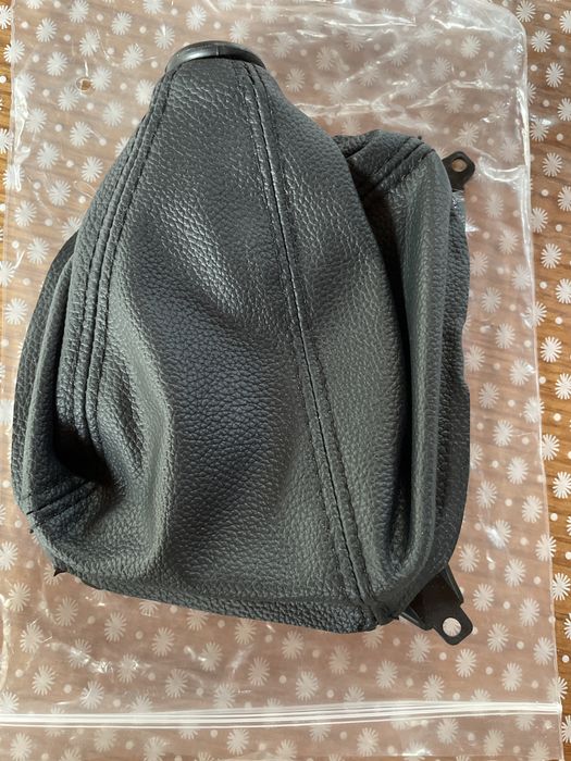 юбка чехол кожух ручки КПП Hyundai Tucson IX35 чехол кулисы коробки