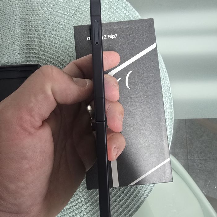 Vendo iphone samsung z flip 7 512Gb